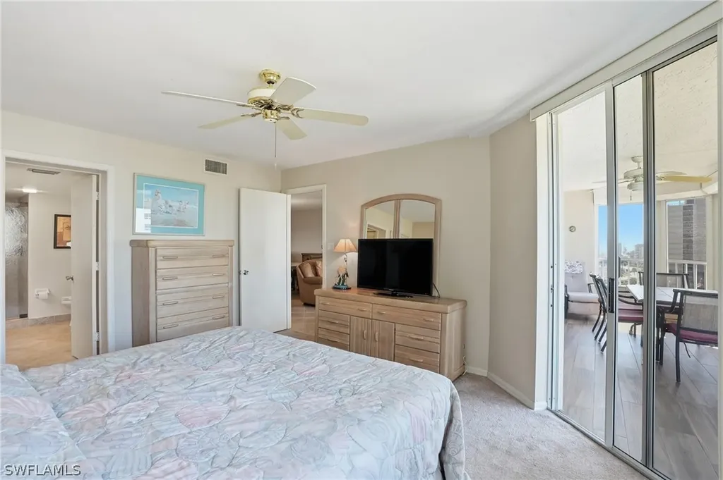 11118 Gulf Shore Drive Naples FL 34108