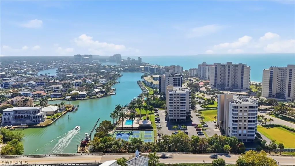 11118 Gulf Shore Drive Naples FL 34108