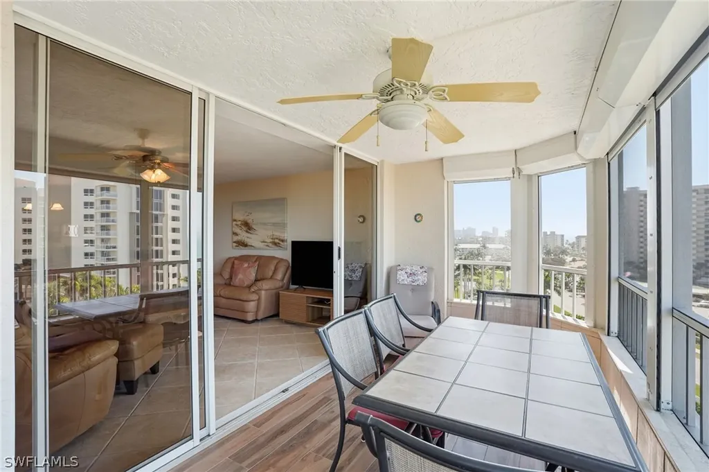 11118 Gulf Shore Drive Naples FL 34108