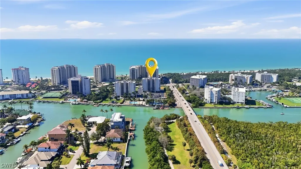 11118 Gulf Shore Drive Naples FL 34108