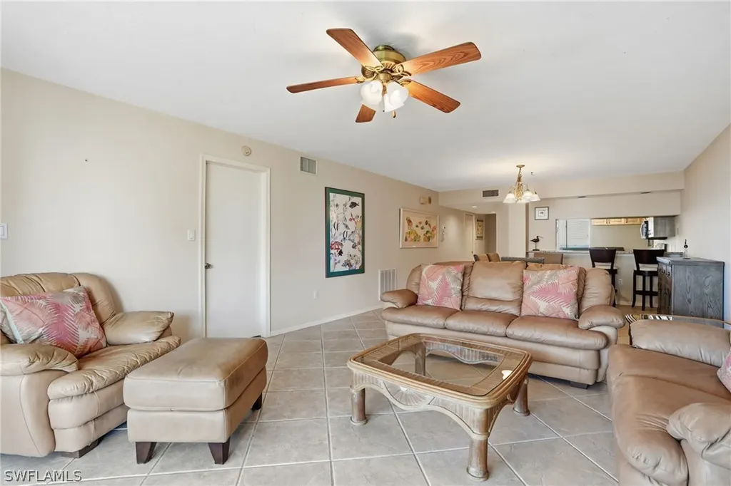 11118 Gulf Shore Drive Naples FL 34108