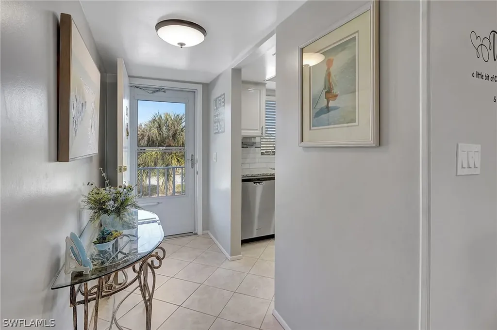5515 Rattlesnake Hammock Road Naples FL 34113