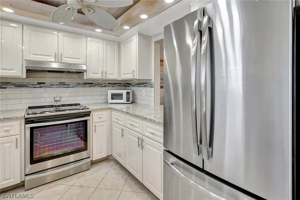 5515 Rattlesnake Hammock Road Naples FL 34113