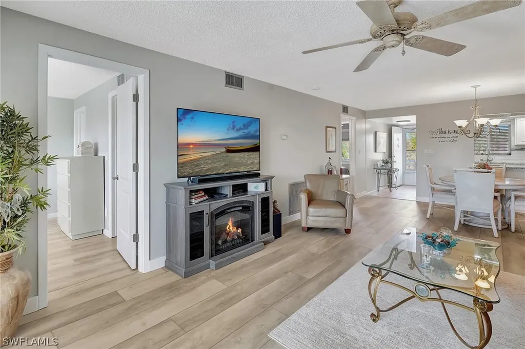 5515 Rattlesnake Hammock Road Naples FL 34113