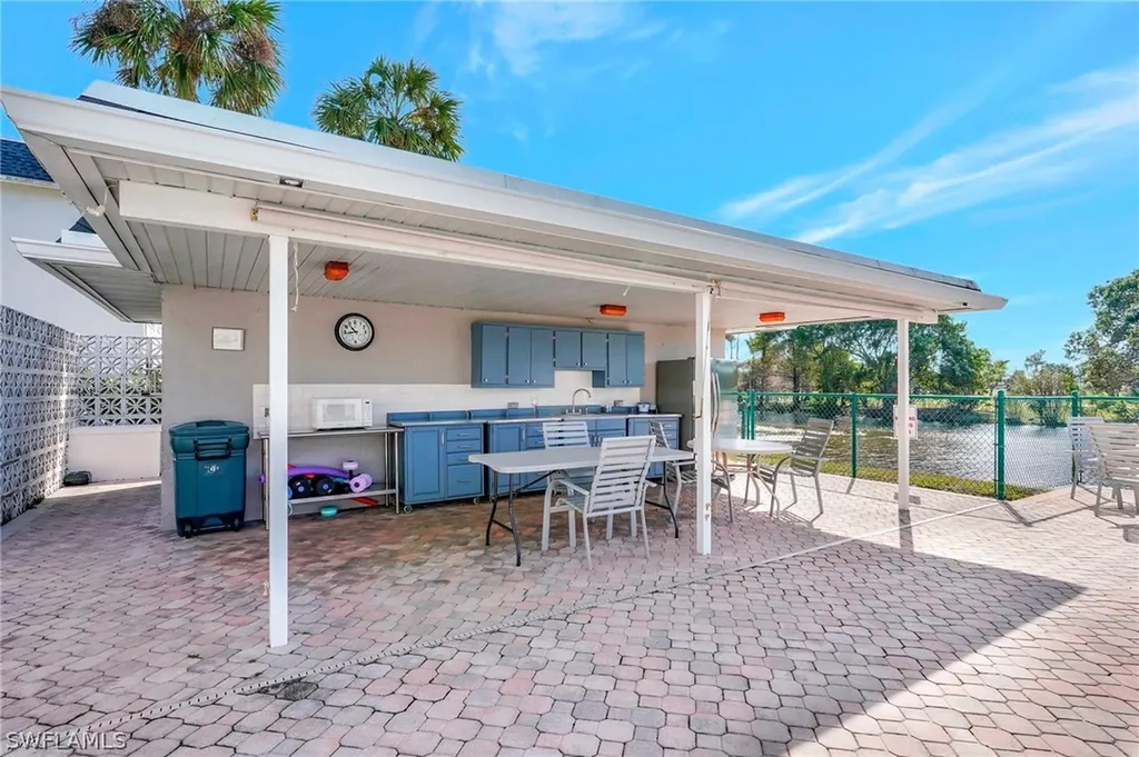 5515 Rattlesnake Hammock Road Naples FL 34113