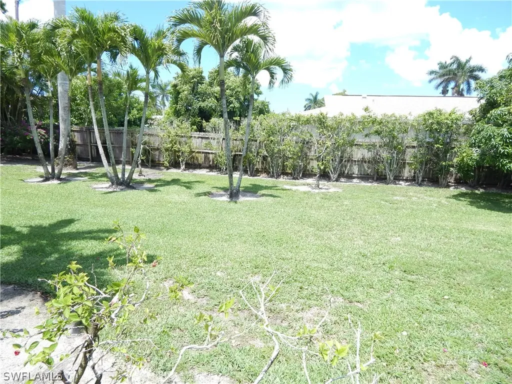 770 105th Avenue N Naples FL 34108
