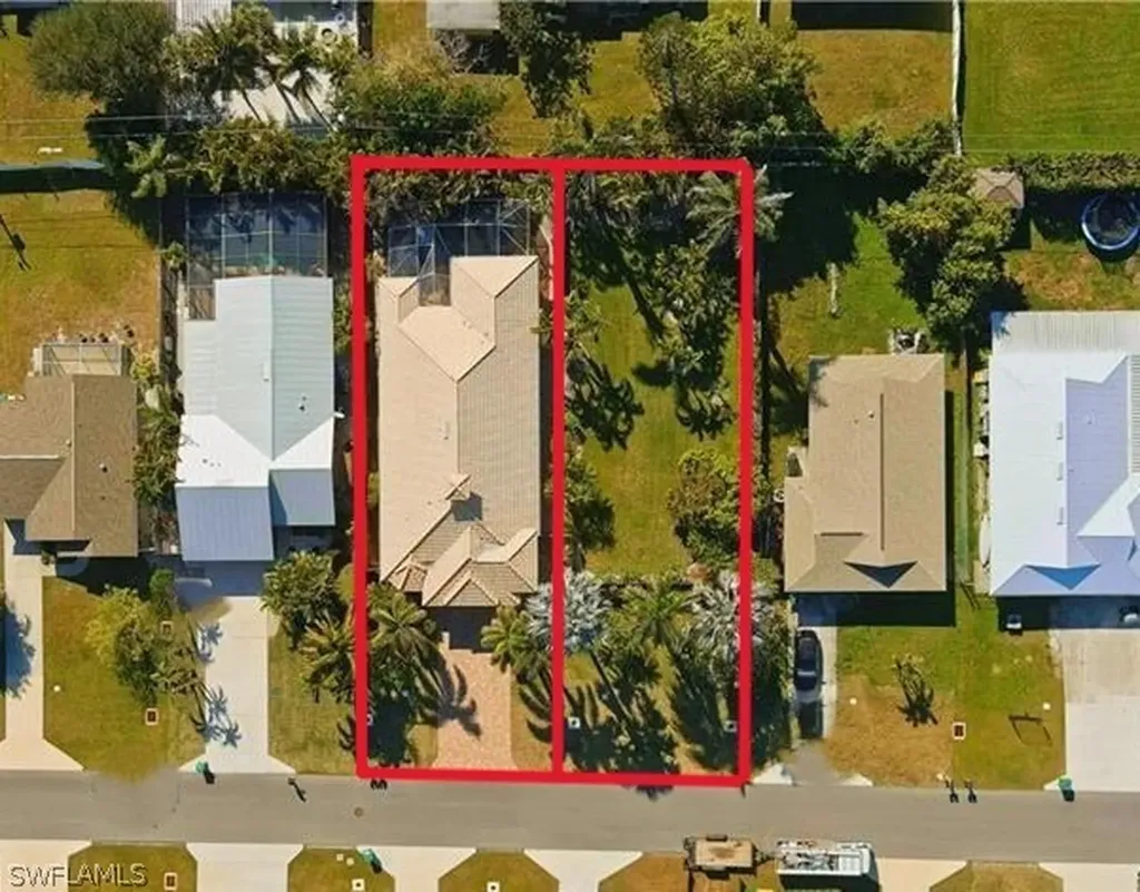 770 105th Avenue N Naples FL 34108