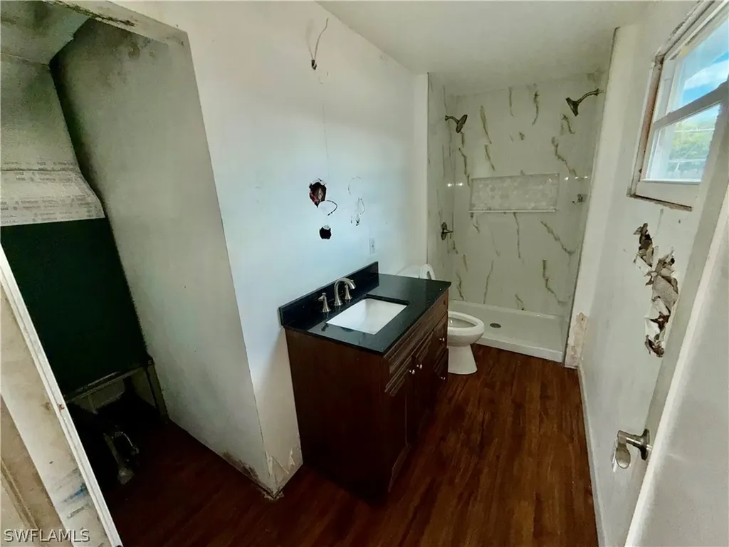 2632 Weeks Avenue Naples FL 34112