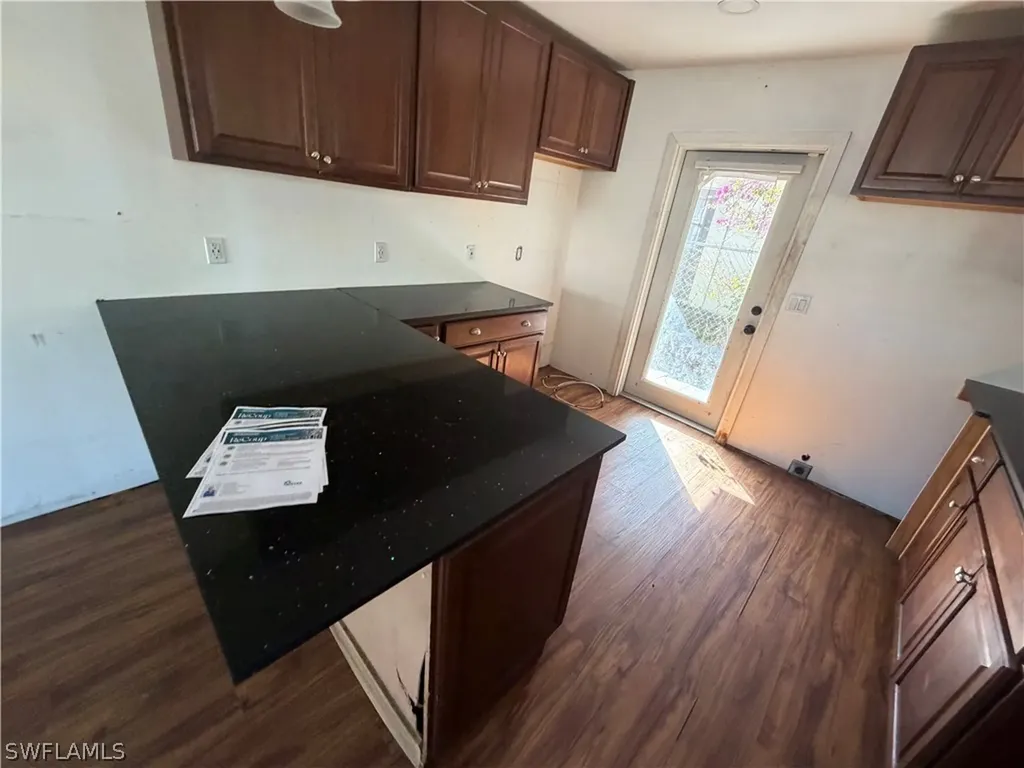 2632 Weeks Avenue Naples FL 34112