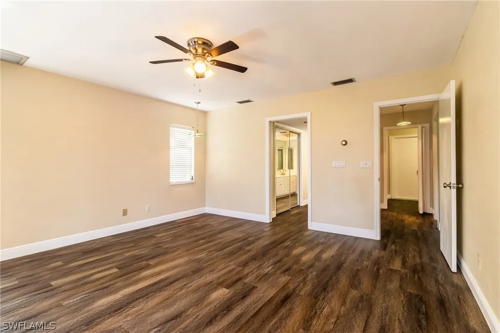 2523 SE 24th Place Cape Coral FL 33904