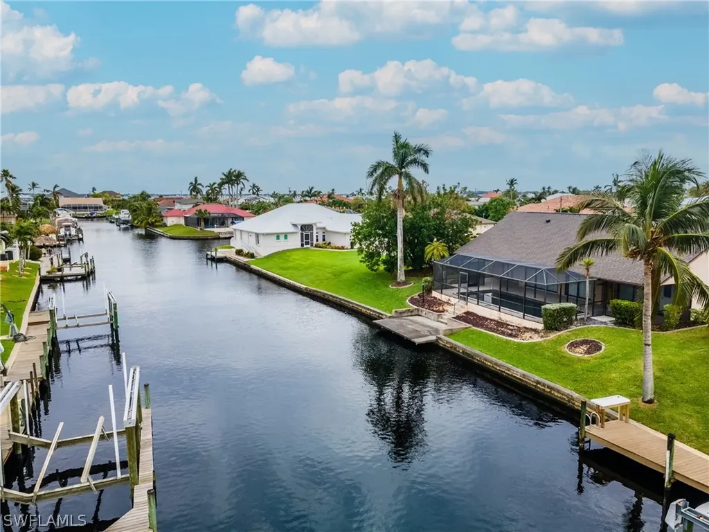 2523 SE 24th Place Cape Coral FL 33904