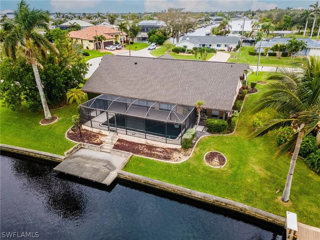2523 SE 24th Place Cape Coral FL 33904