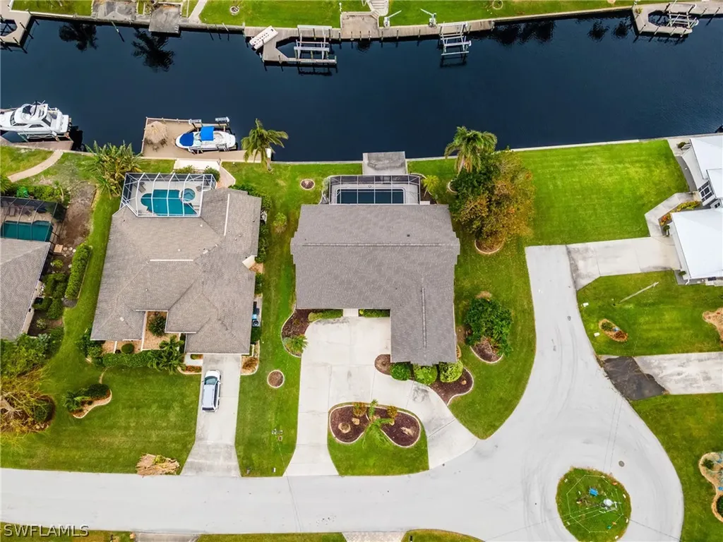 2523 SE 24th Place Cape Coral FL 33904