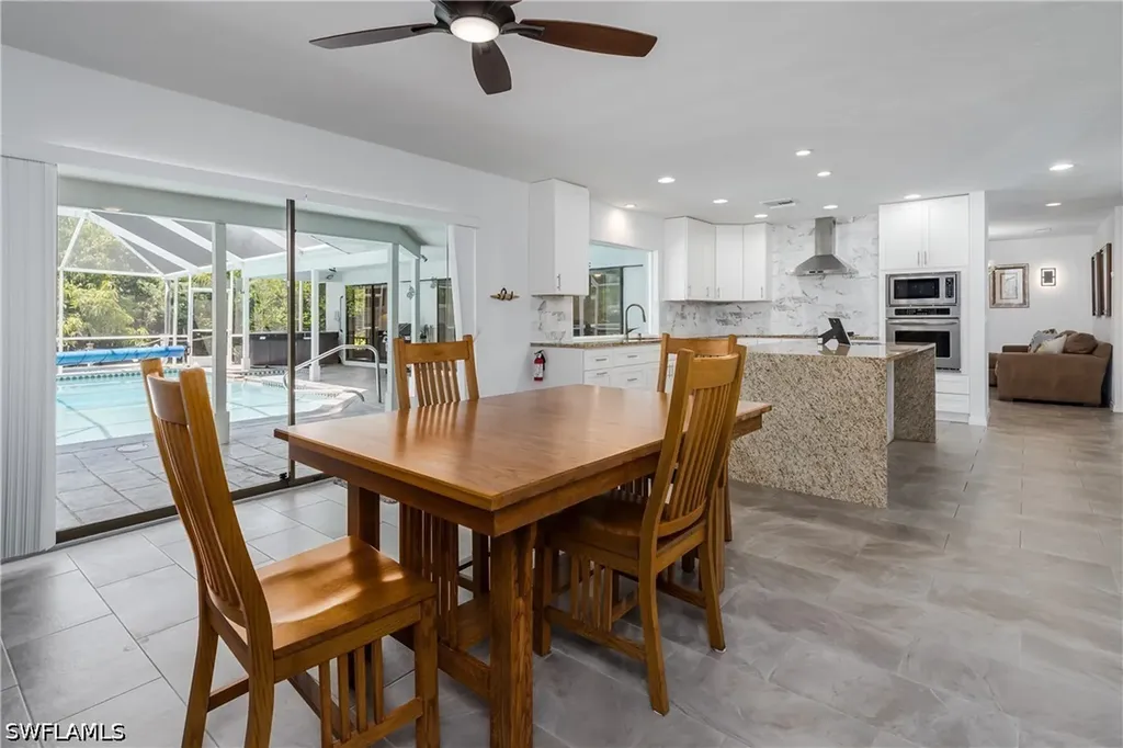 661 E Valley Drive Bonita Springs FL 34134