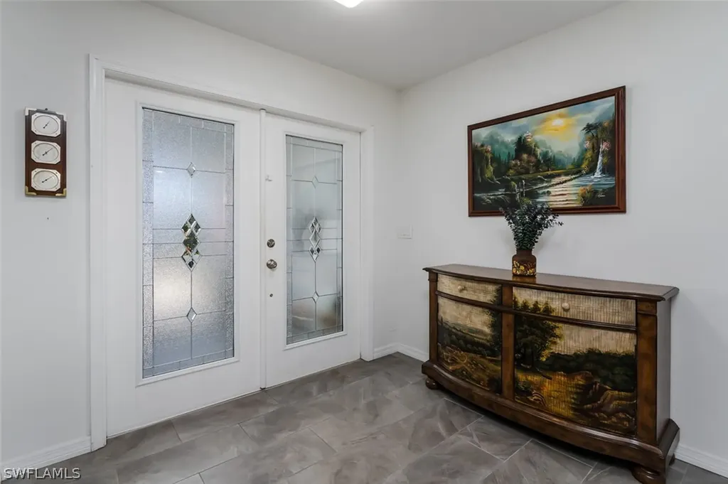 661 E Valley Drive Bonita Springs FL 34134