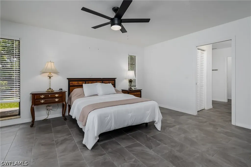 661 E Valley Drive Bonita Springs FL 34134