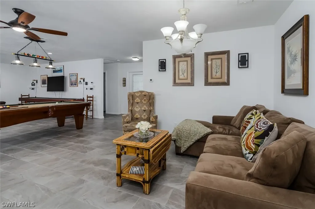 661 E Valley Drive Bonita Springs FL 34134