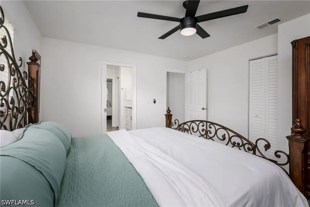 661 E Valley Drive Bonita Springs FL 34134