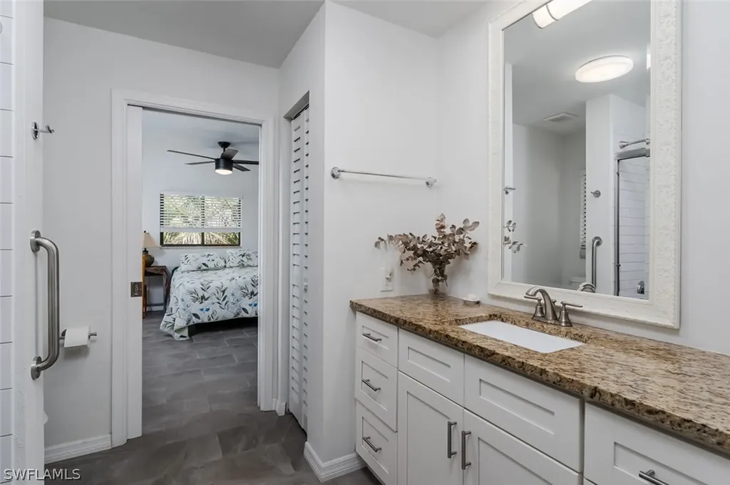 661 E Valley Drive Bonita Springs FL 34134