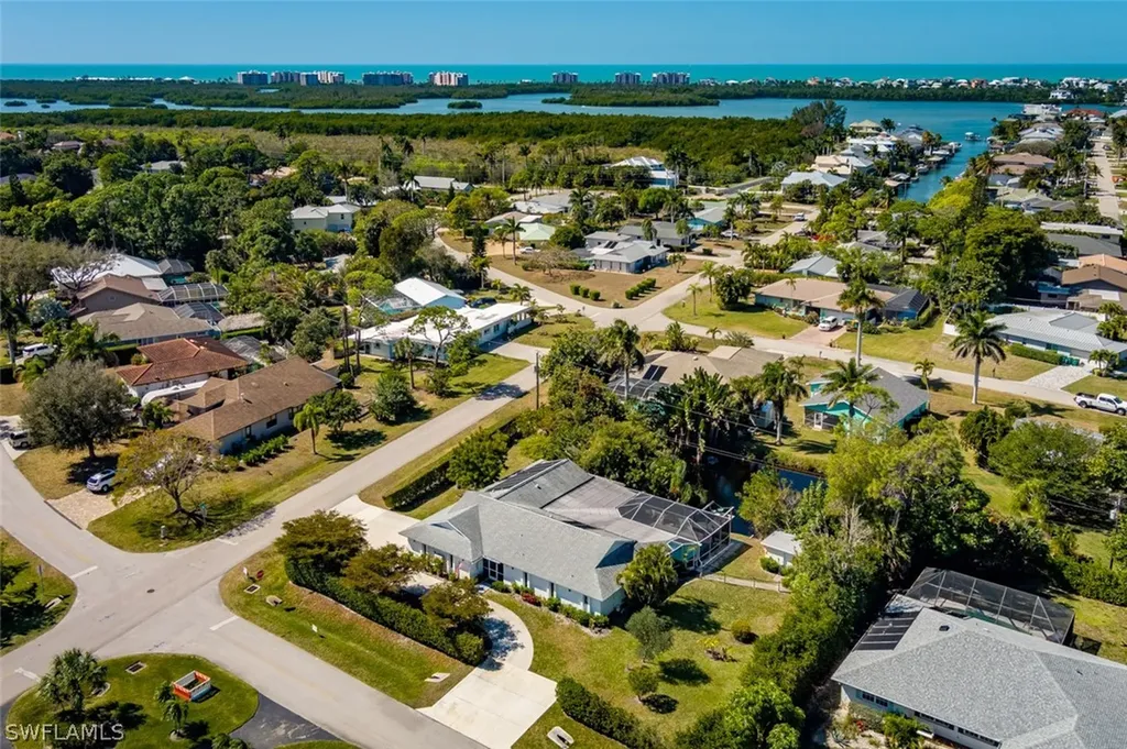 661 E Valley Drive Bonita Springs FL 34134