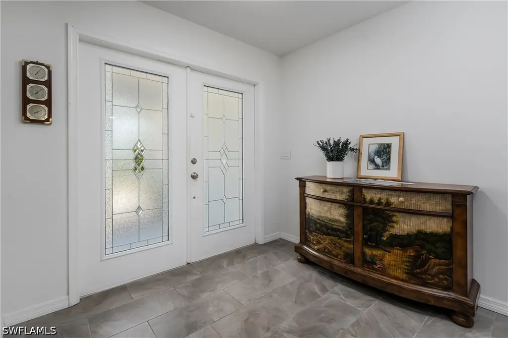 661 E Valley Drive Bonita Springs FL 34134