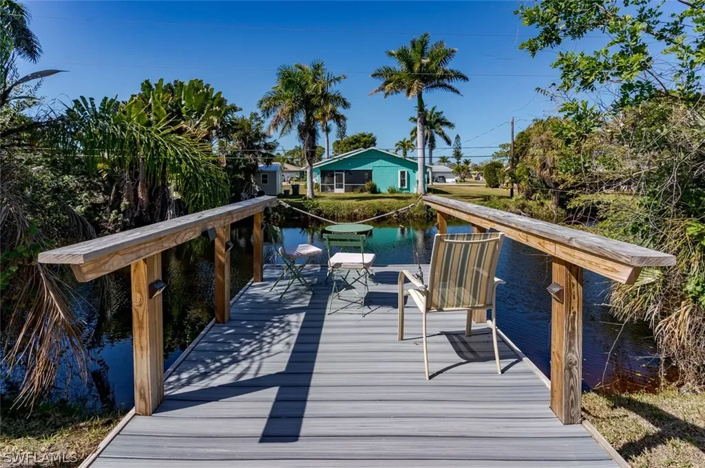 661 E Valley Drive Bonita Springs FL 34134