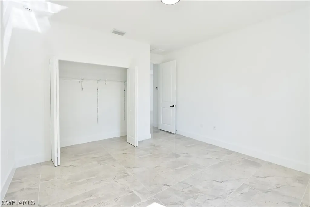 4188 18th Avenue NE Naples FL 34120