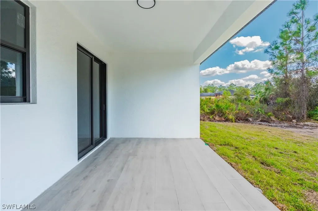4188 18th Avenue NE Naples FL 34120
