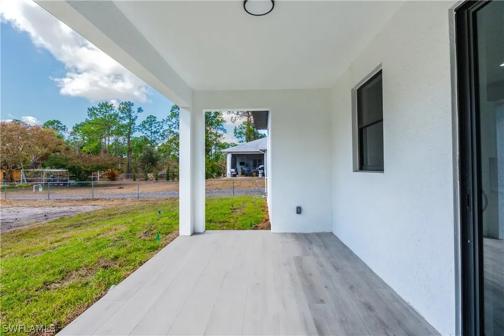 4188 18th Avenue NE Naples FL 34120