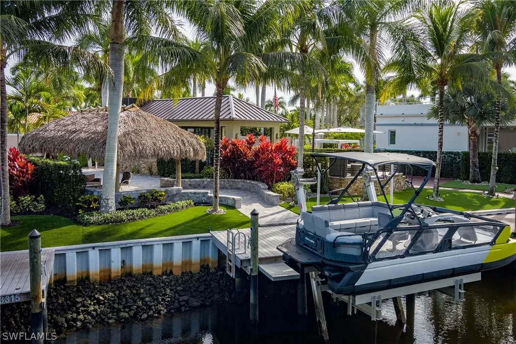 13319 Snook Circle Naples FL 34114