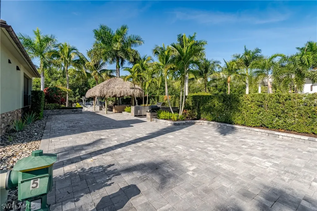 13319 Snook Circle Naples FL 34114