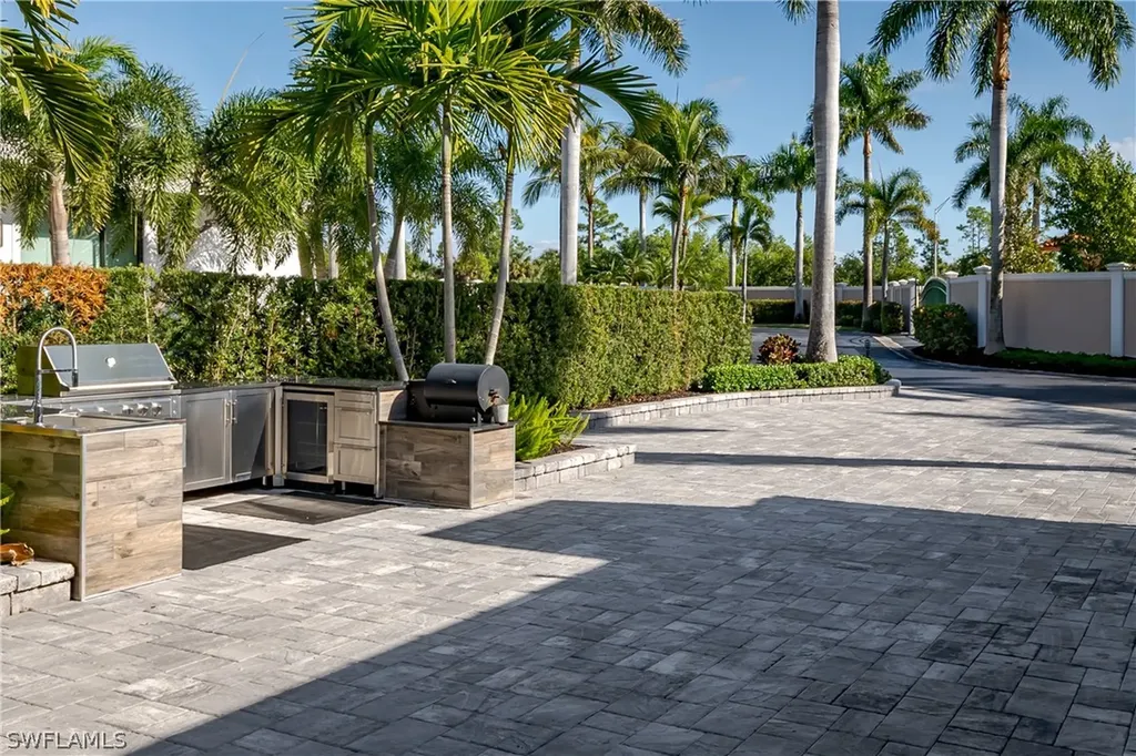 13319 Snook Circle Naples FL 34114