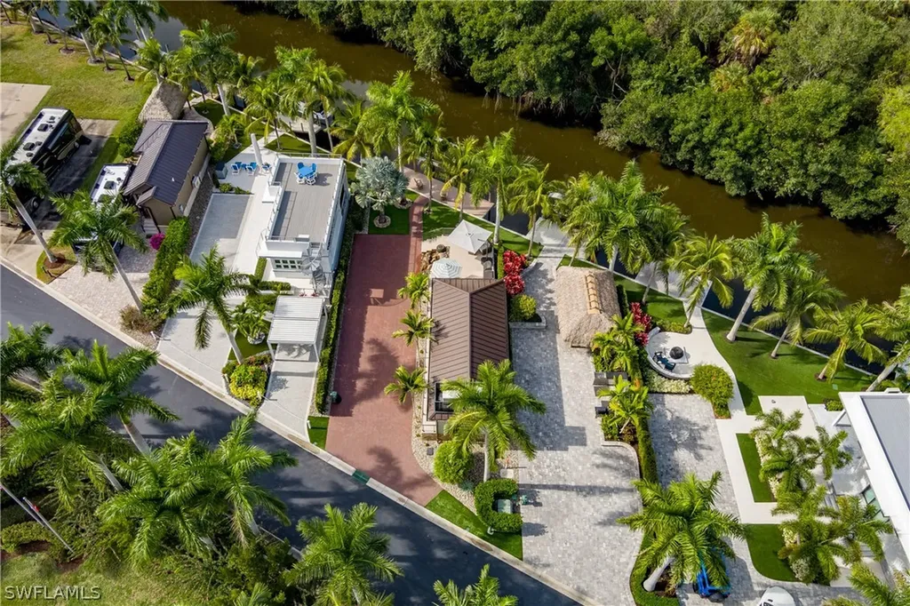 13319 Snook Circle Naples FL 34114