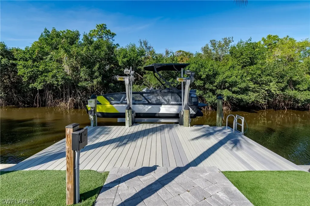 13319 Snook Circle Naples FL 34114