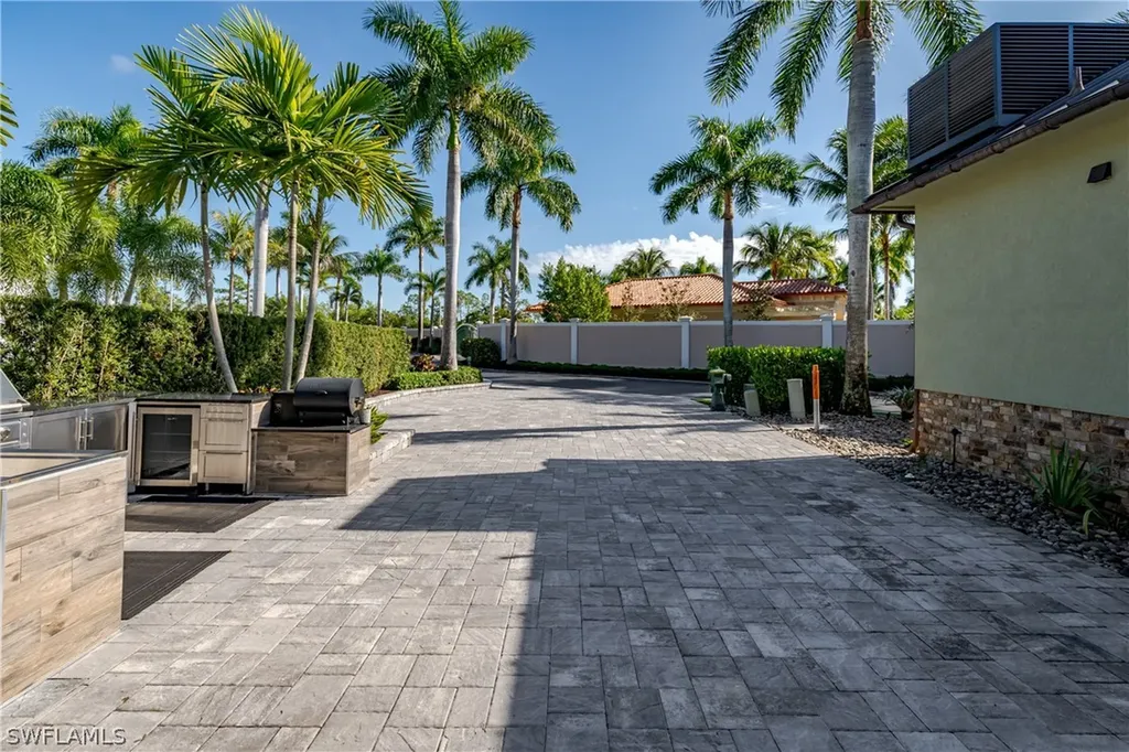 13319 Snook Circle Naples FL 34114