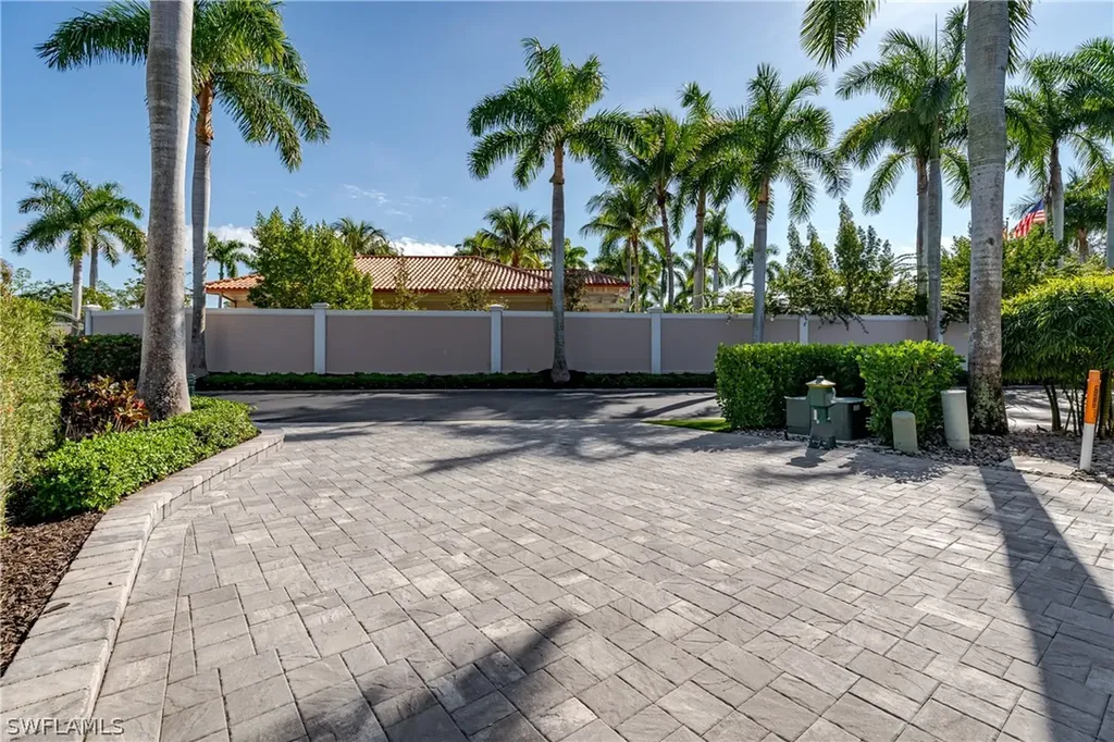 13319 Snook Circle Naples FL 34114