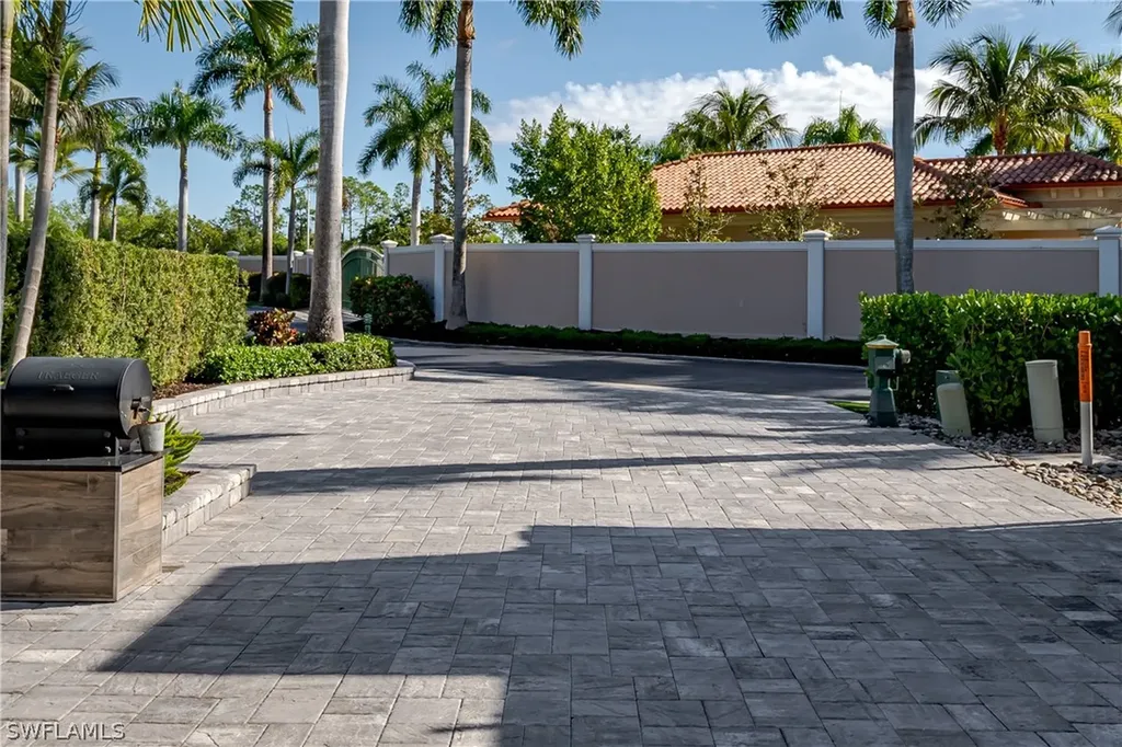 13319 Snook Circle Naples FL 34114