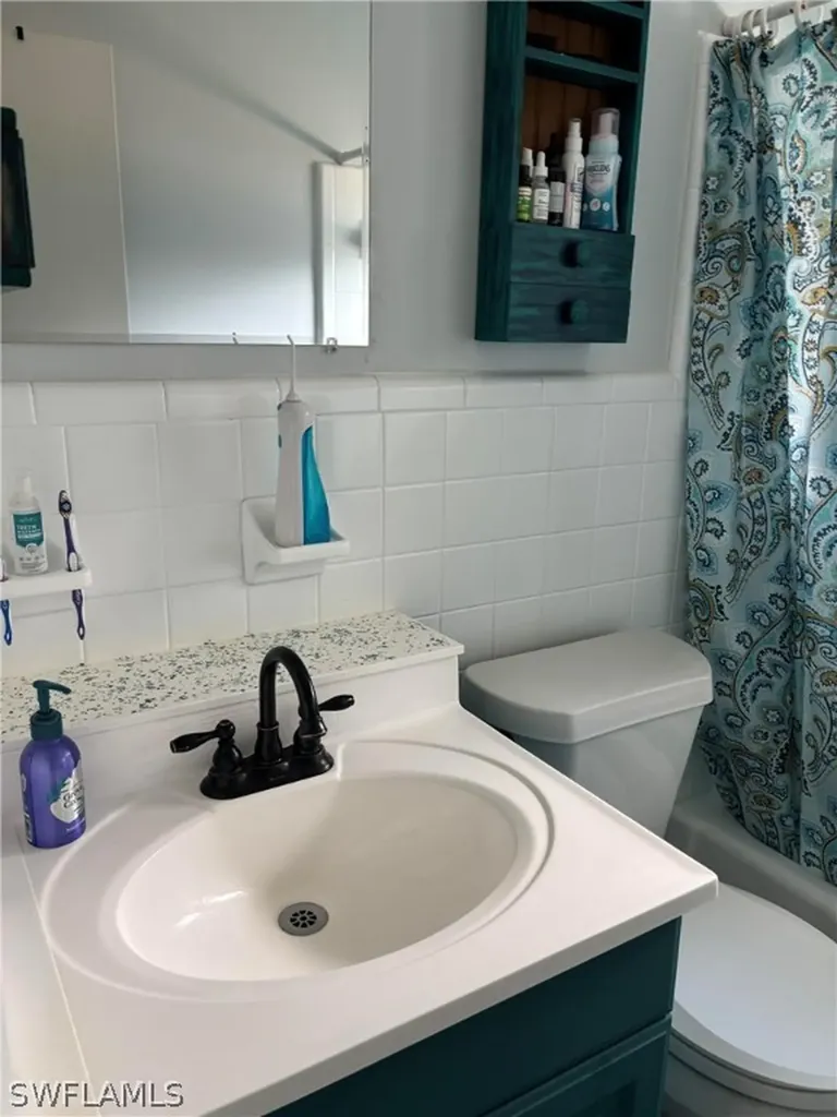 18566 Dogwood Road Fort Myers FL 33967
