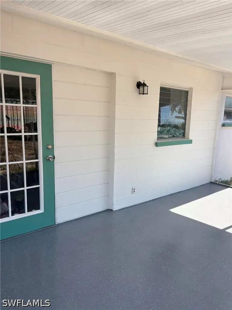18566 Dogwood Road Fort Myers FL 33967