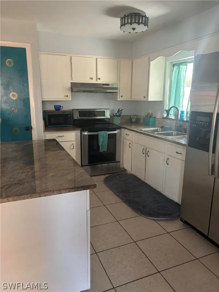 18566 Dogwood Road Fort Myers FL 33967