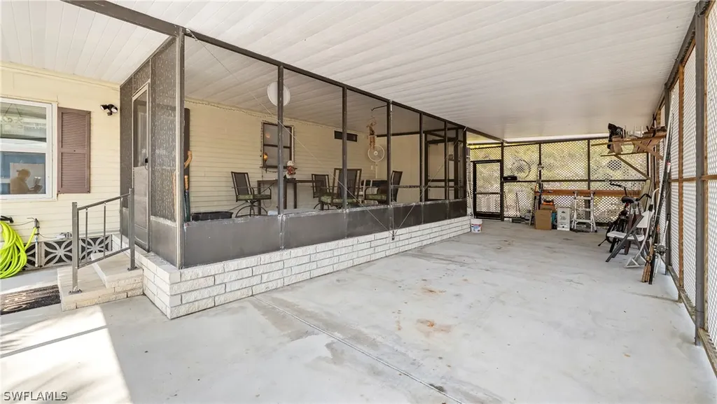 121 Grassy Key Lane Naples FL 34114