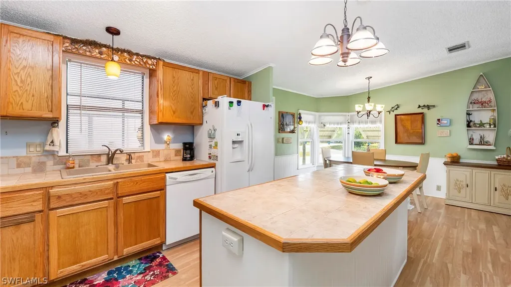 121 Grassy Key Lane Naples FL 34114