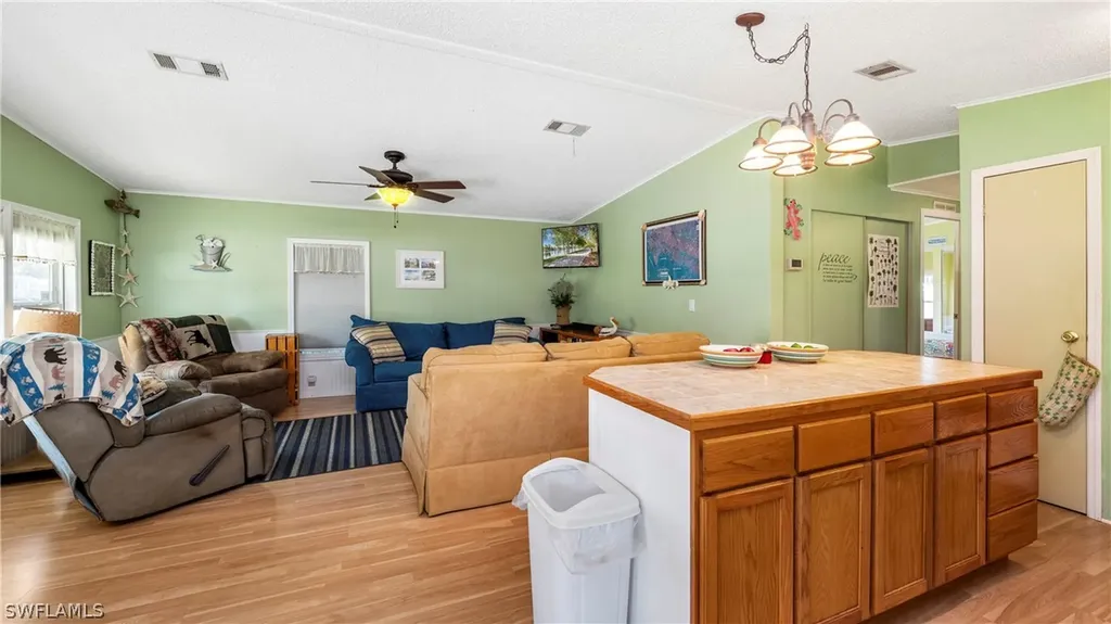 121 Grassy Key Lane Naples FL 34114