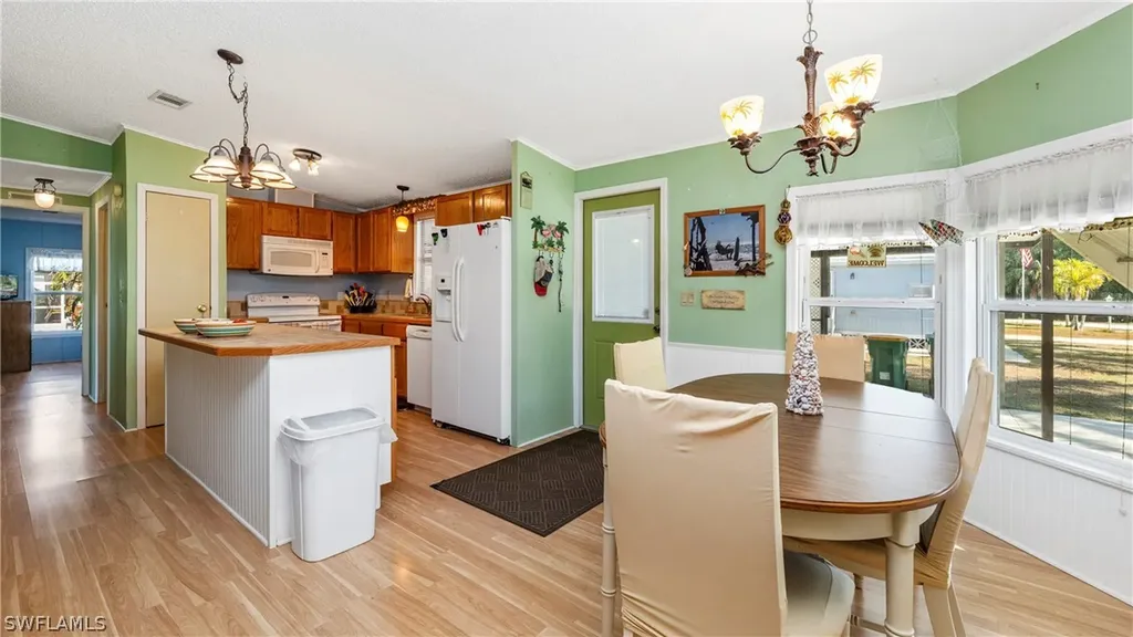 121 Grassy Key Lane Naples FL 34114