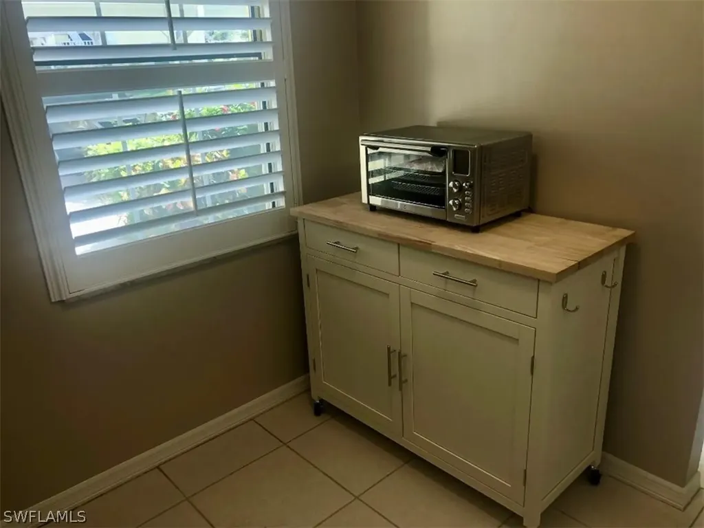 2644 Kings Lake Boulevard Naples FL 34112