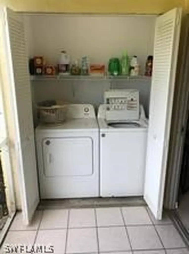 2644 Kings Lake Boulevard Naples FL 34112