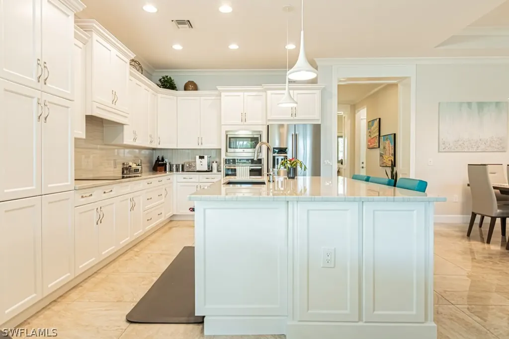 5065 Tortola Court Naples FL 34113