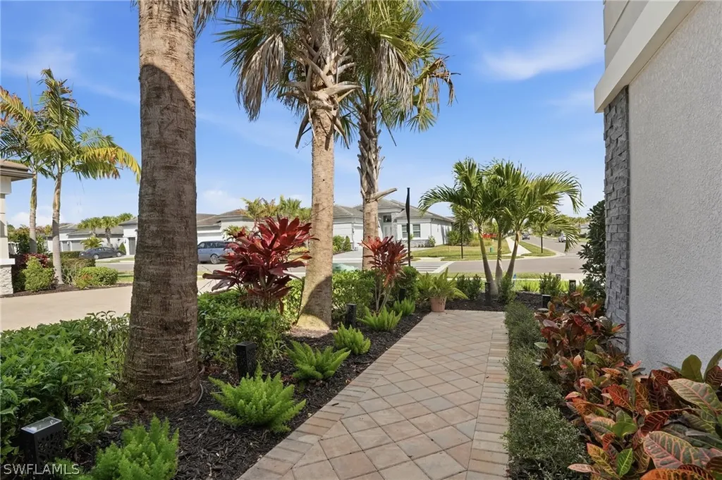 11871 Gardenia Avenue Naples FL 34120