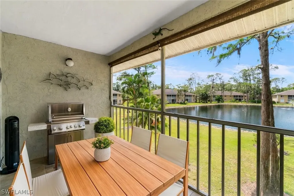 5700 Woodmere Lake Circle Naples FL 34112