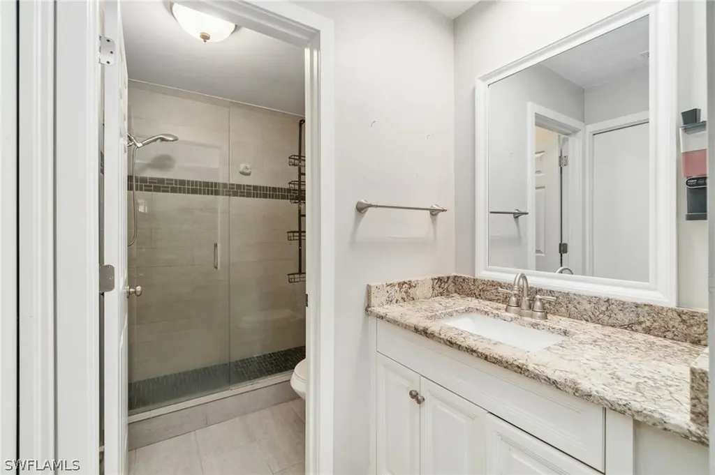 5700 Woodmere Lake Circle Naples FL 34112